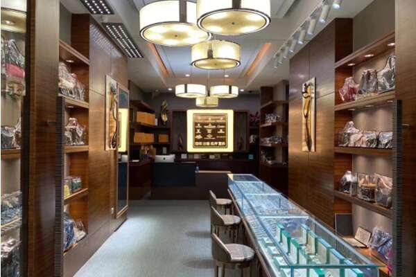 赤峰市红山回收奢侈品首饰